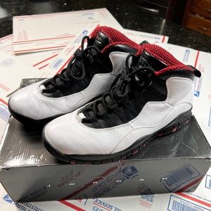Air Jordan 10 - Retro Chicago - Men's Size 8 Mint Condition